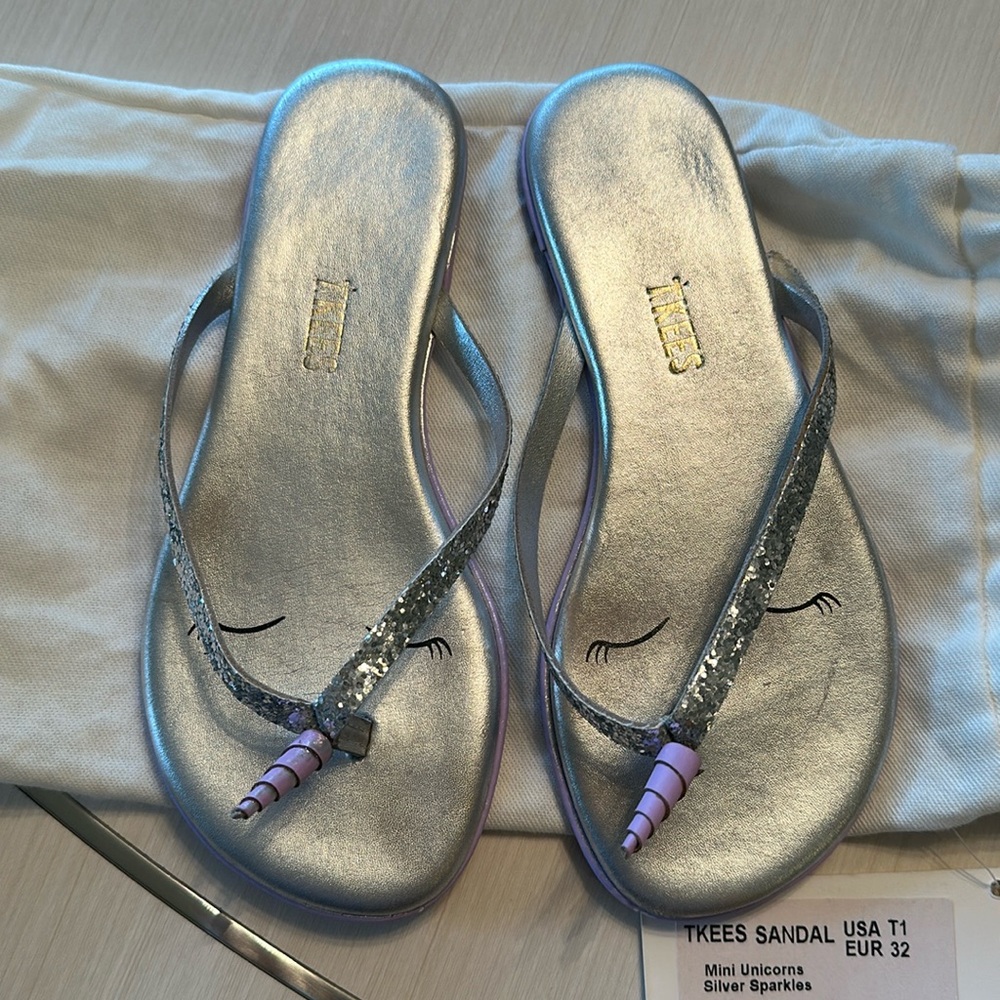 Girls Tkees sandal